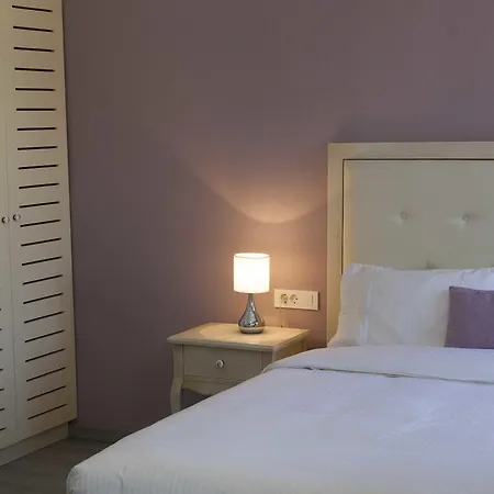 Shalom Luxury Guest house 3*
