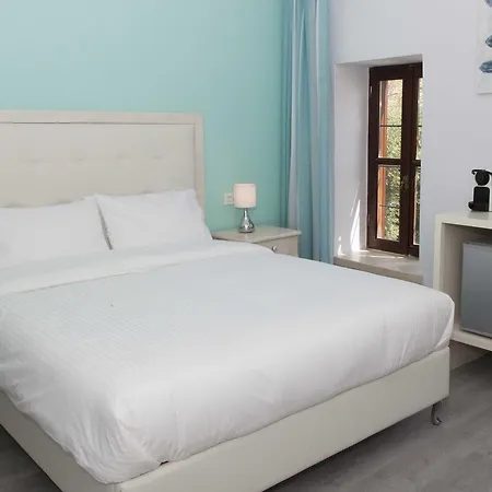 Shalom Luxury Kondilaki