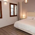 Shalom Luxury Kondilaki بيت ضيافة