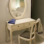 Shalom Luxury Kondilaki 4* خانيا