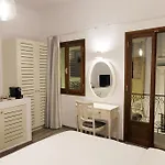Shalom Luxury Kondilaki خانيا