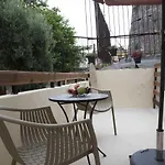 بيت ضيافة Shalom Luxury Kondilaki