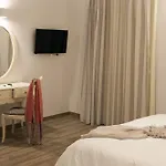 Shalom Luxury Kondilaki