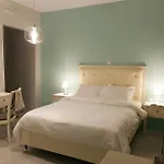 Shalom Luxury Kondilaki 4* خانيا