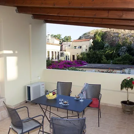 Shalom Luxury Kondilaki Konukevi 4*