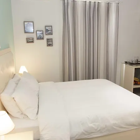 Shalom Luxury Kondilaki Pensionat Chania (Crete)