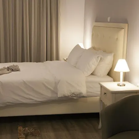 Shalom Luxury Kondilaki Pensionat